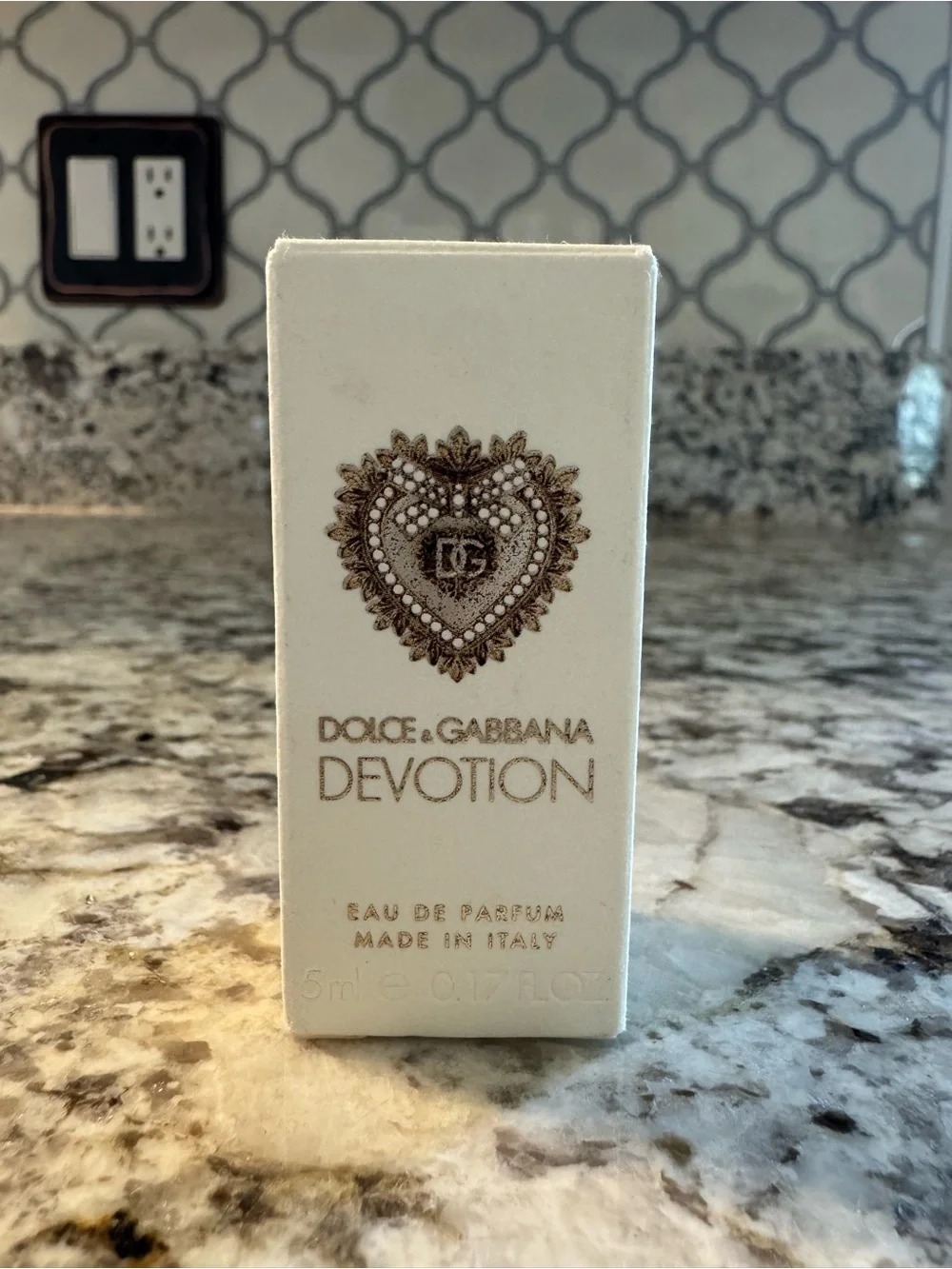 Dolce & Gabbana Ivory & Gold Fragrance Box - Candied Citrus